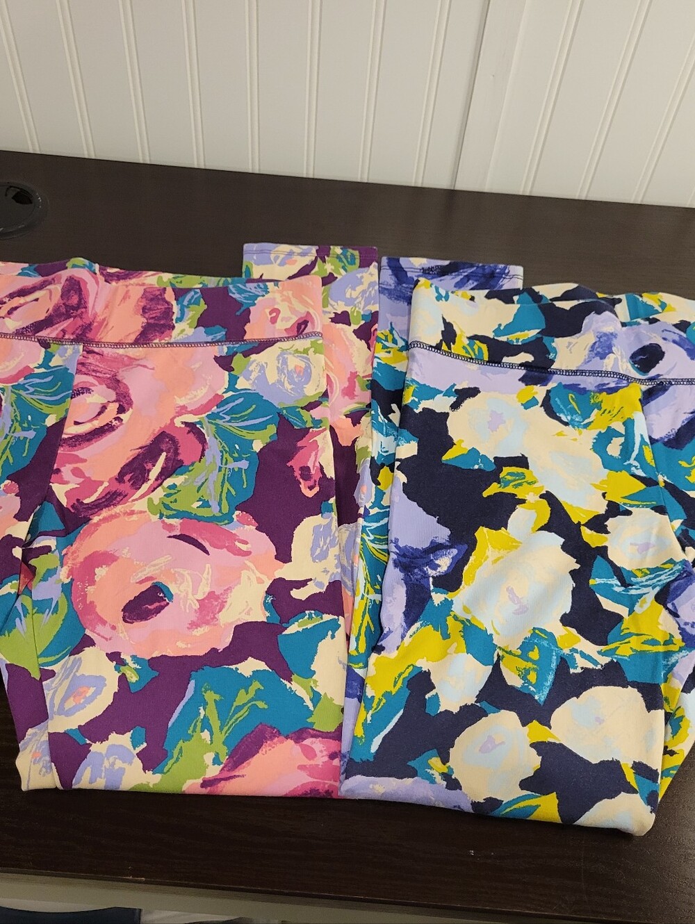 Aerie Womens High Waisted Floral Leggings Bundle Size Medium M Lot of 2